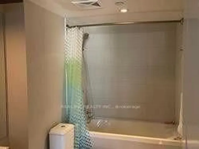 Additional image 12 of 386 Yonge St Unit 1516