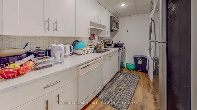 Additional image 16 of 275 Falconridge Dr