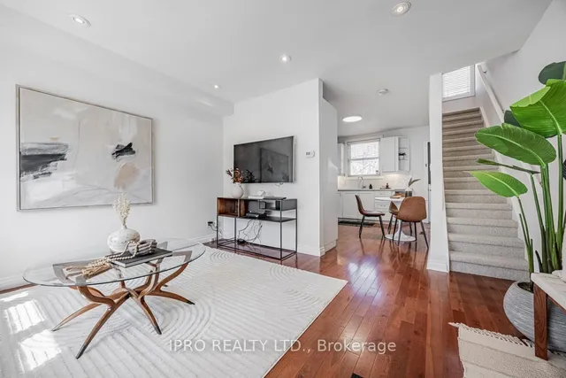 Additional image 10 of 22 Queensdale Ave