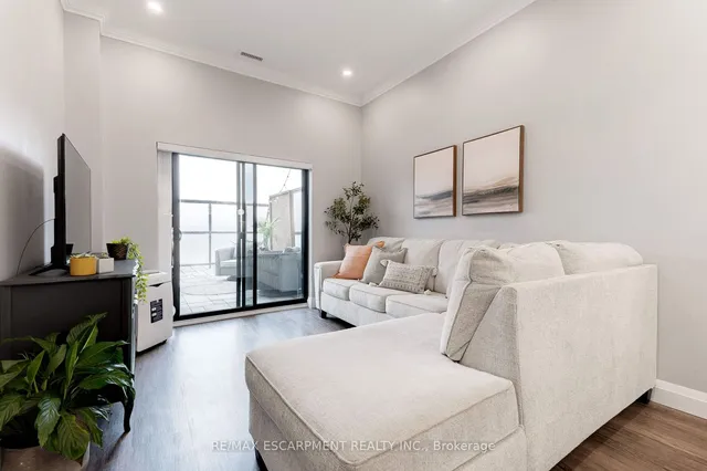 Additional image 6 of 30 HAMILTON St Unit 108