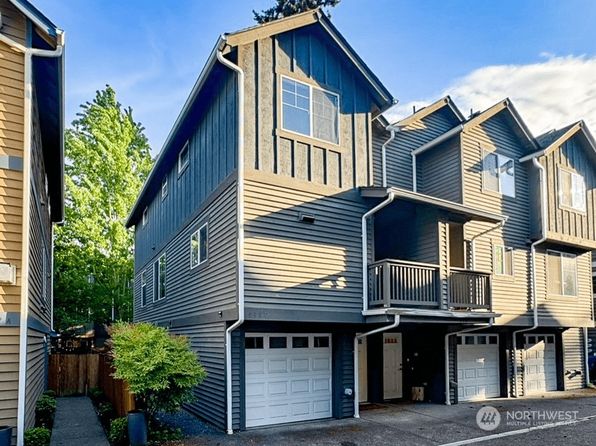 933 N 97th Street UNIT C, Seattle, WA 98103
