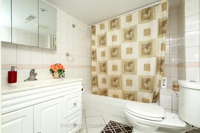 Additional image 21 of 23 Colonial Ave