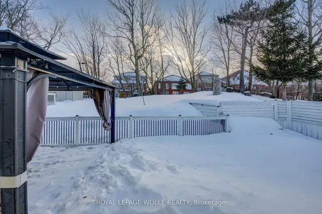 Additional image 19 of 35 Wildlark Cres