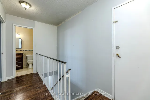 Additional image 17 of 45 Silverstone Dr Unit 1009