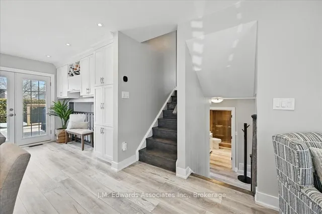 Additional image 11 of 671 Cape Ave