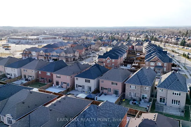 Additional image 36 of 60 Vanwood Cres