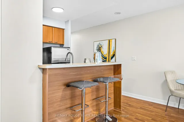 Additional image 10 of 36 Lee Centre Dr Unit 2115