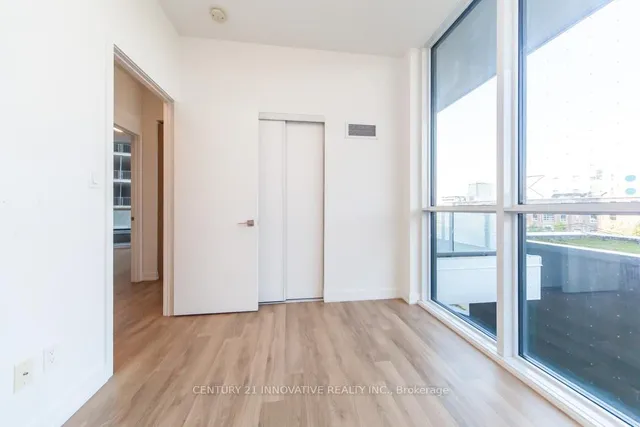 Additional image 27 of 50 Ordnance St Unit 307