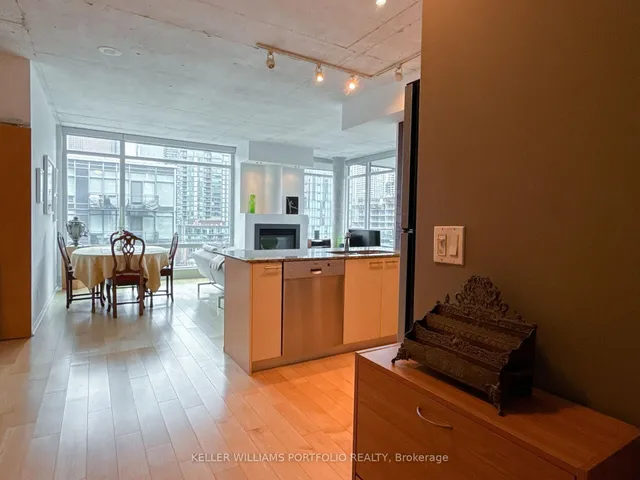 Additional image 20 of 333 Adelaide St Unit 1201