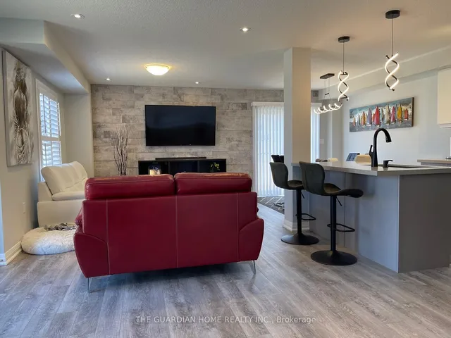 Additional image 3 of 8 Canary Grass Blvd