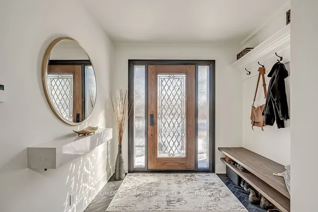 Additional image 4 of 109 Lake Avenue Dr