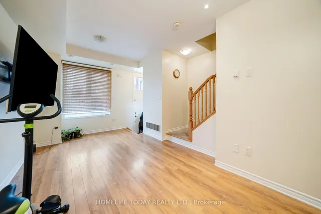 Additional image 14 of 45 Heron Park Pl Unit 14