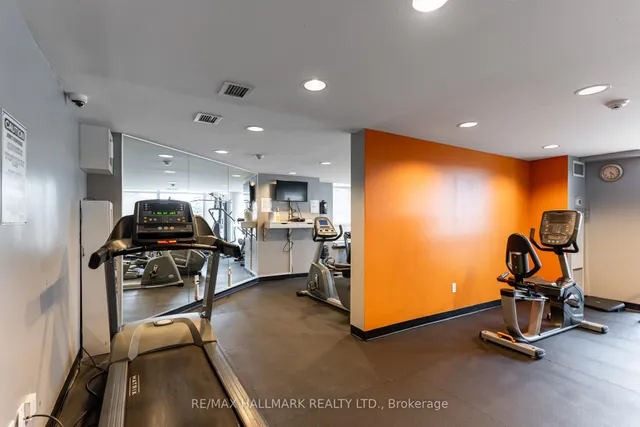 Additional image 33 of 18 Valley Woods Rd Unit 1003