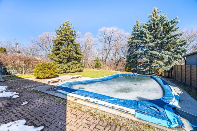 Additional image 41 of 37 Thicket Rd