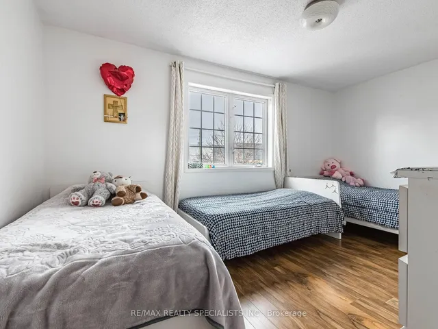 Additional image 20 of 73 Zia Dodda Cres