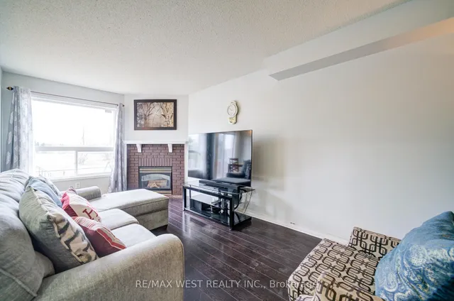 Additional image 11 of 100 Brickyard Way Unit 14