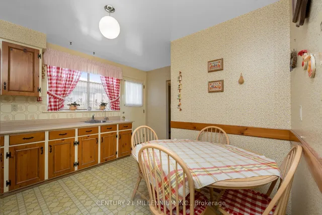 Additional image 25 of 109 Aloma Cres