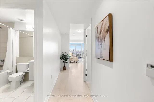 Additional image 2 of 10 Gibbs Rd Unit PH1009