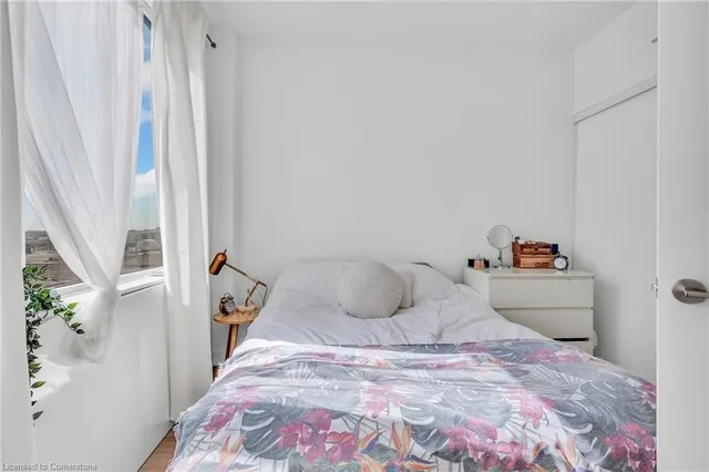 Additional image 28 of 859 The Queensway Unit 412