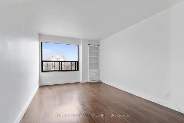 Additional image 29 of 740 Eglinton Ave Unit 404