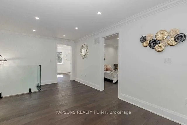 Additional image 21 of 137 Mcmurchy Ave