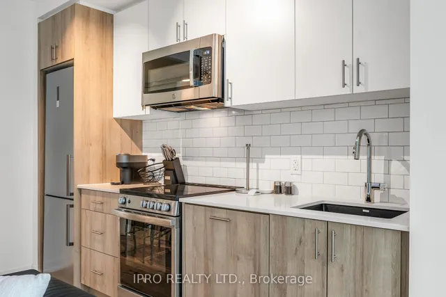 Additional image 8 of 1195 The Queensway N/A Unit 608