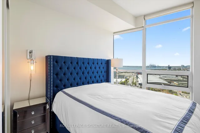 Additional image 19 of 215 Fort York Blvd Unit 3407