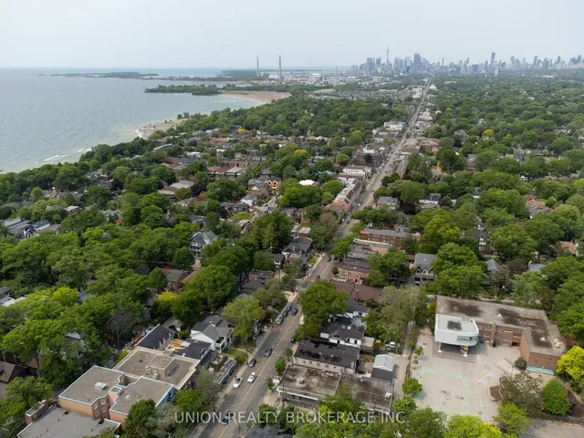 Additional image 33 of 2357 Queen St Unit 7