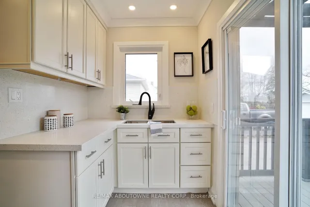 Additional image 20 of 96 MOHAWK Rd