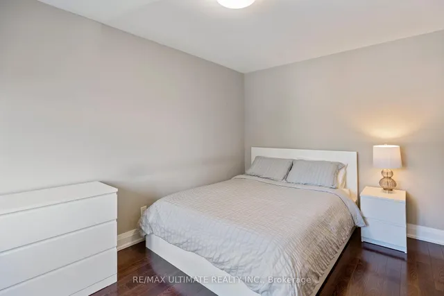 Additional image 19 of 8 Wall Ave