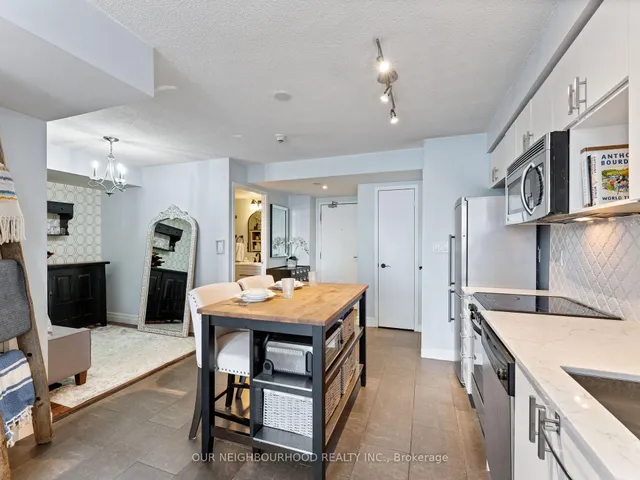 Additional image 33 of 15 Fort York Blvd Unit 1208