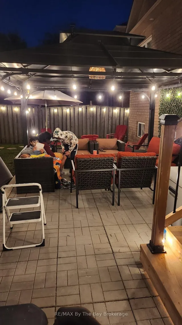 Additional image 45 of 12 Twin Willow Cres