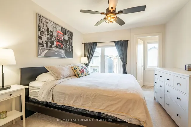 Additional image 31 of 16 Raspberry Lane