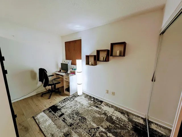 Additional image 5 of 19 Singer Crt Unit 519