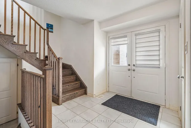 Additional image 5 of 68 Donald Ficht Cres