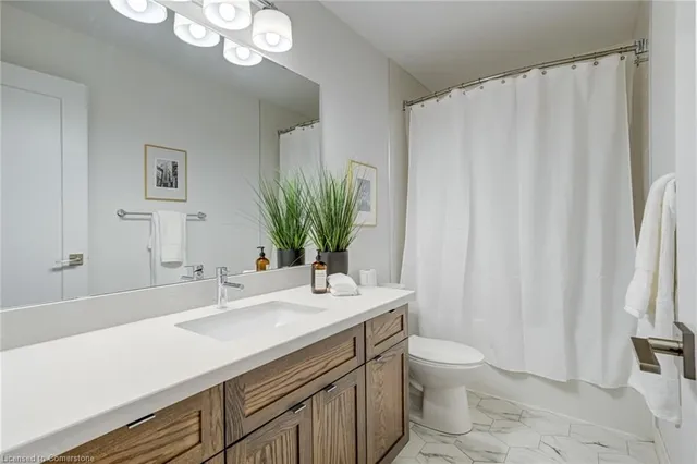 Additional image 30 of 35 Midhurst Hts Unit 22