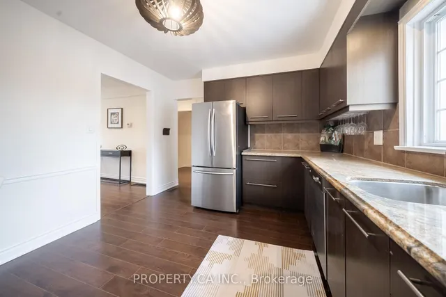 Additional image 11 of 5937 Bathurst St Unit 7