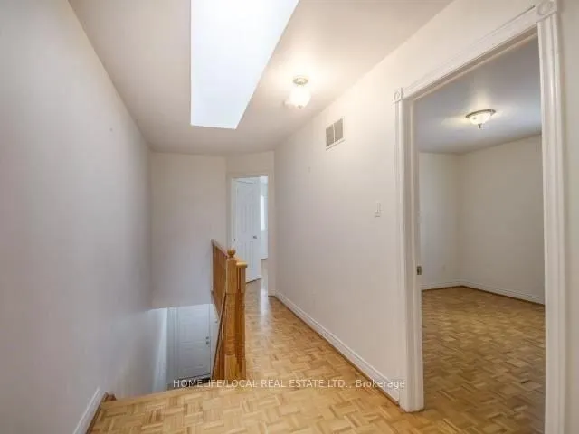 Additional image 10 of 387 Dovercourt Rd