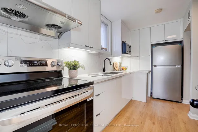 Additional image 13 of 8 Bellvare Cres