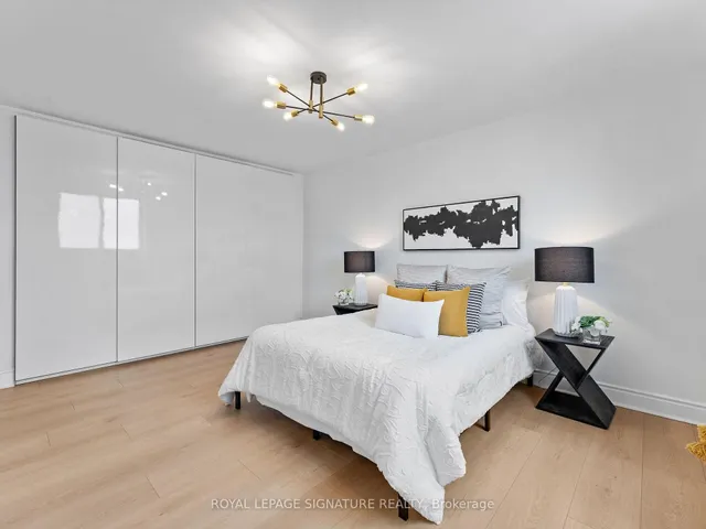 Additional image 33 of 812 Burnhamthorpe Rd Unit 607