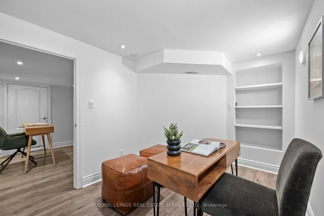 Additional image 30 of 49 Meadowvale Dr