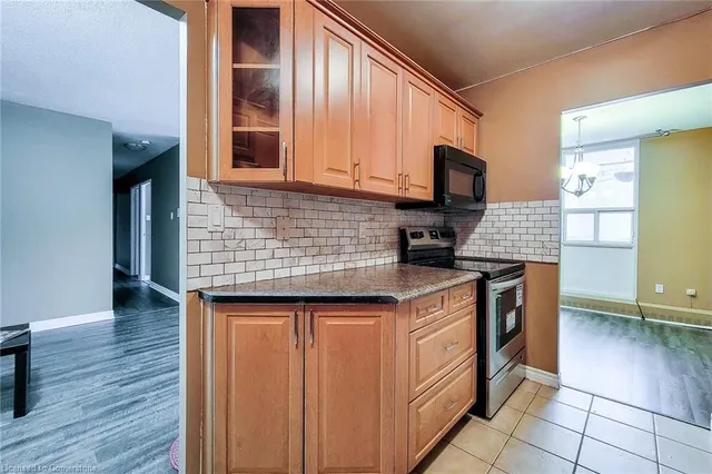 Additional image 13 of 1966 Main St Unit 402