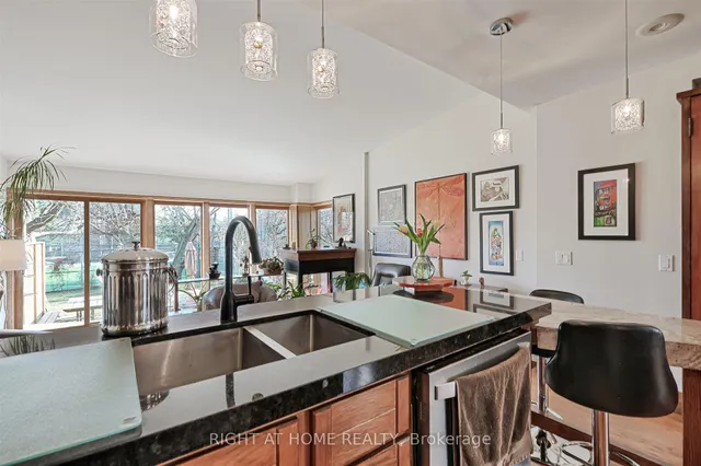 Additional image 39 of 61 Woburn Ave