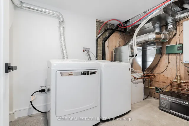 Additional image 40 of 31 Kelvin Ave