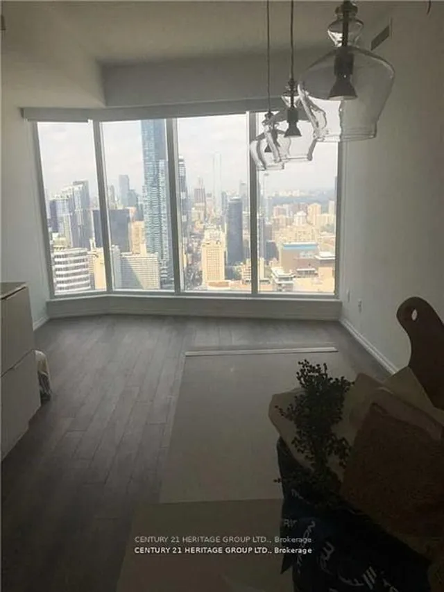 Additional image 9 of 197 Yonge St Unit 4614