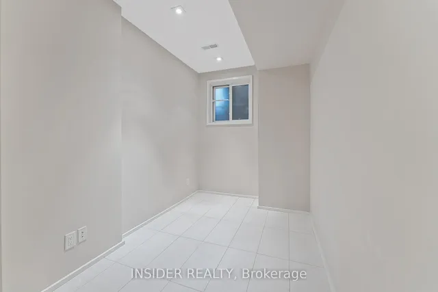 Additional image 31 of 235 Claremont St