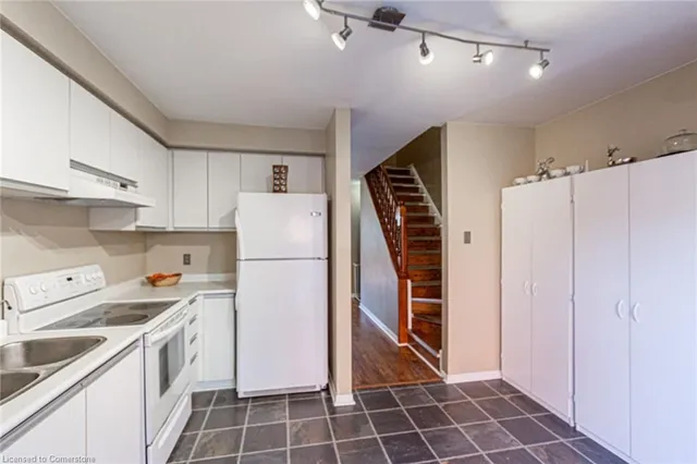 Additional image 14 of 895 Maple Ave Unit 509