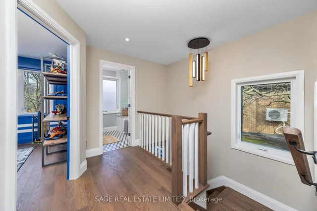 Additional image 31 of 481 Glenlake Ave