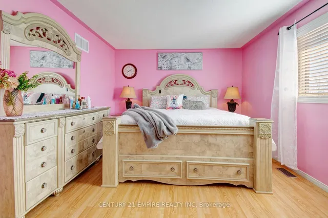 Additional image 23 of 46 Brentcliff Dr