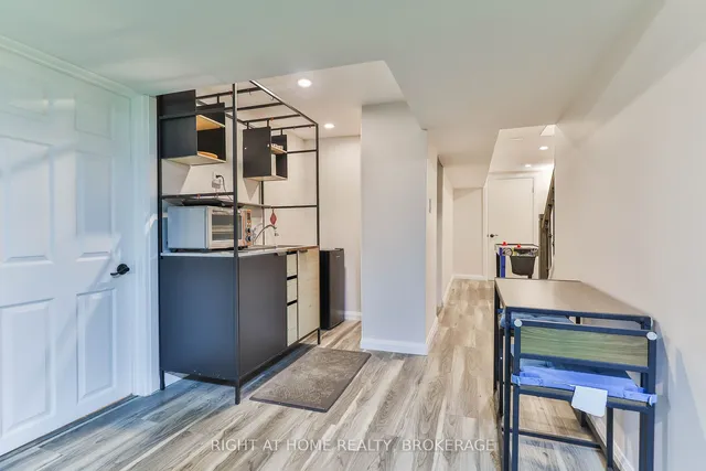 Additional image 38 of 2 Desantis Crt